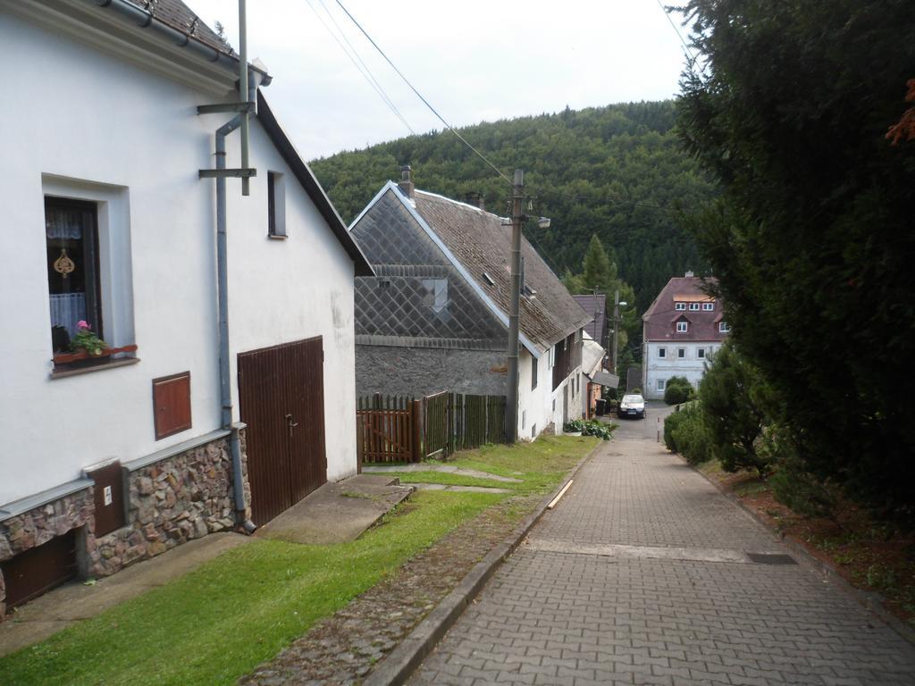 Pension Mikulka Mikulov v Krusnych Horach Exterior photo